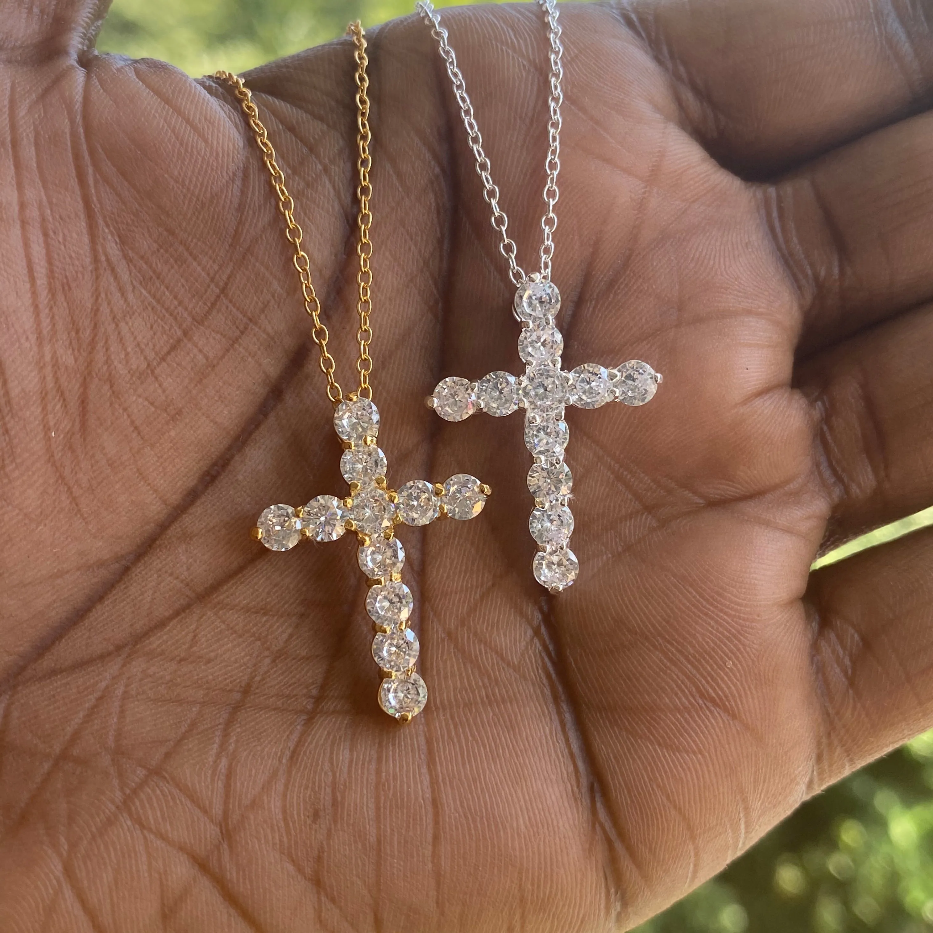 Cruz Cross Necklace