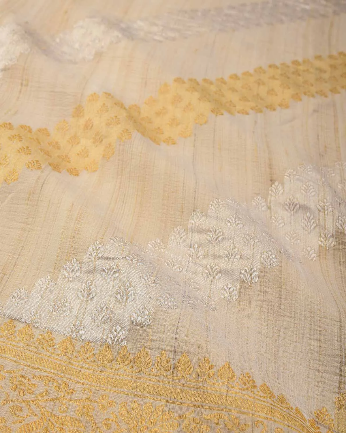 Textured Beige Gold & Silver Zari Inlaid Diagonal Stripes Kadhuan Brocade Handwoven Tasar Georgette Banarasi Saree
